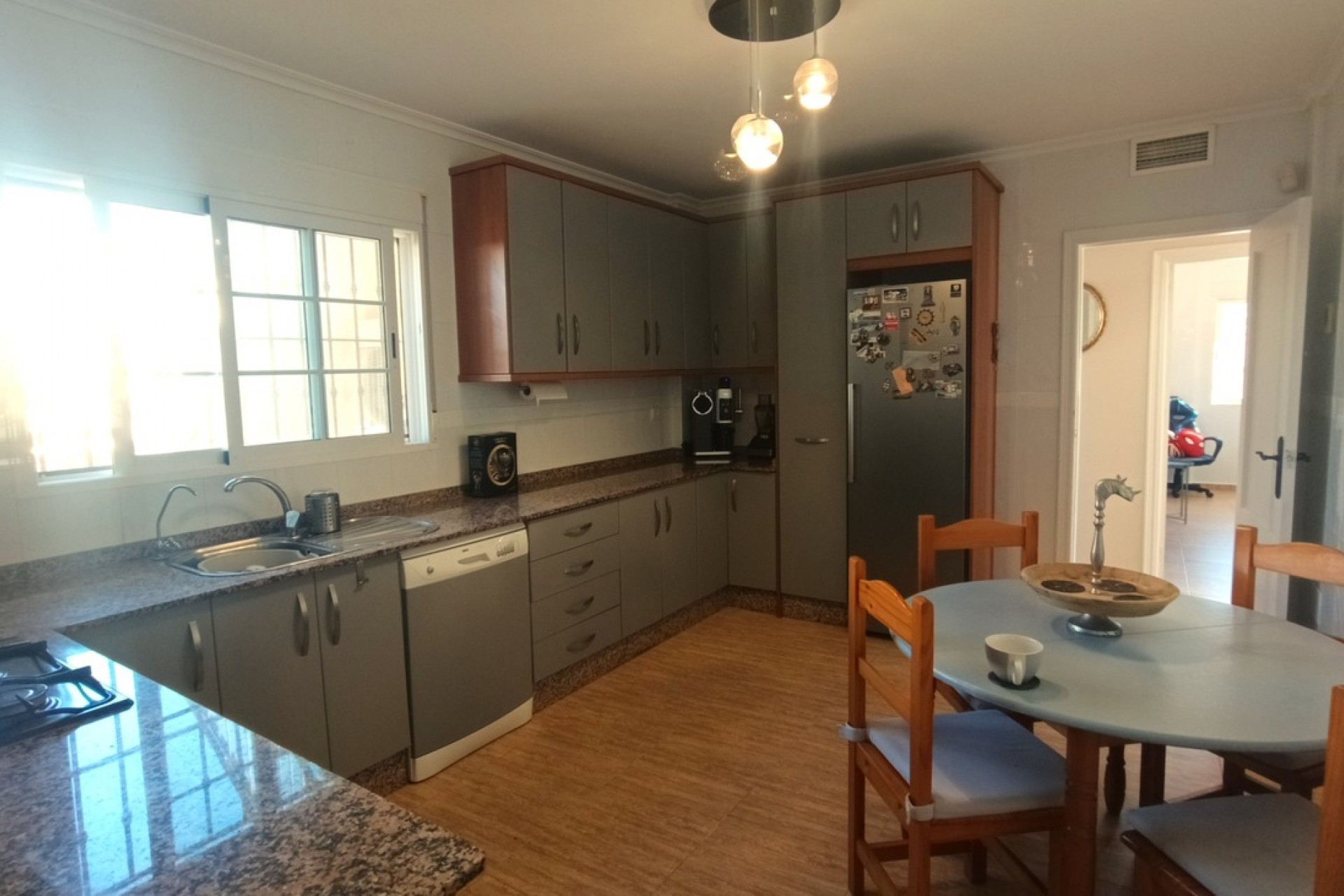 Reventa - Villa -
Avileses - Inland