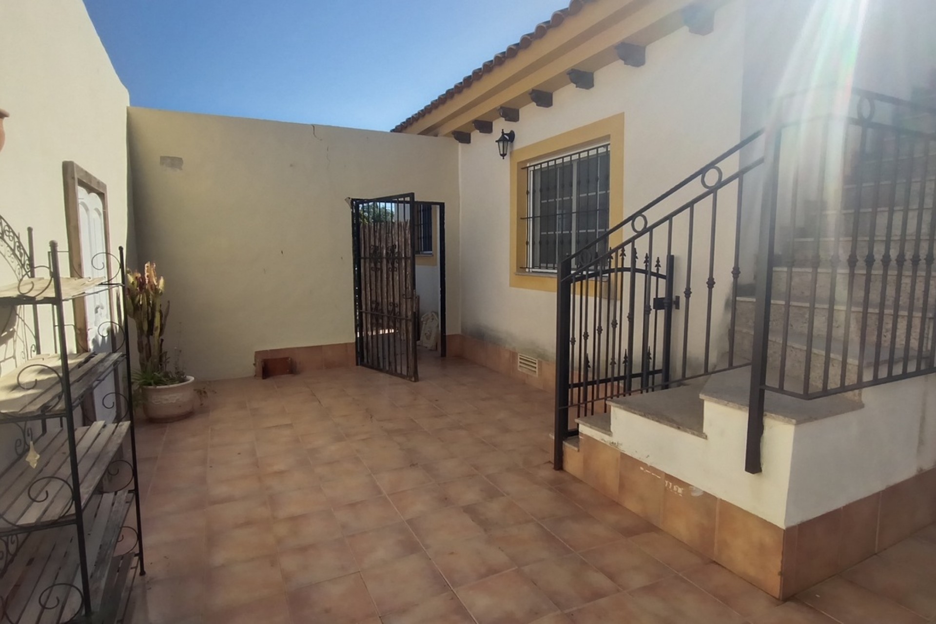 Reventa - Villa -
Avileses - Inland