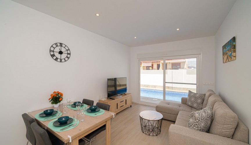 Reventa - Villa -
Avileses - Inland