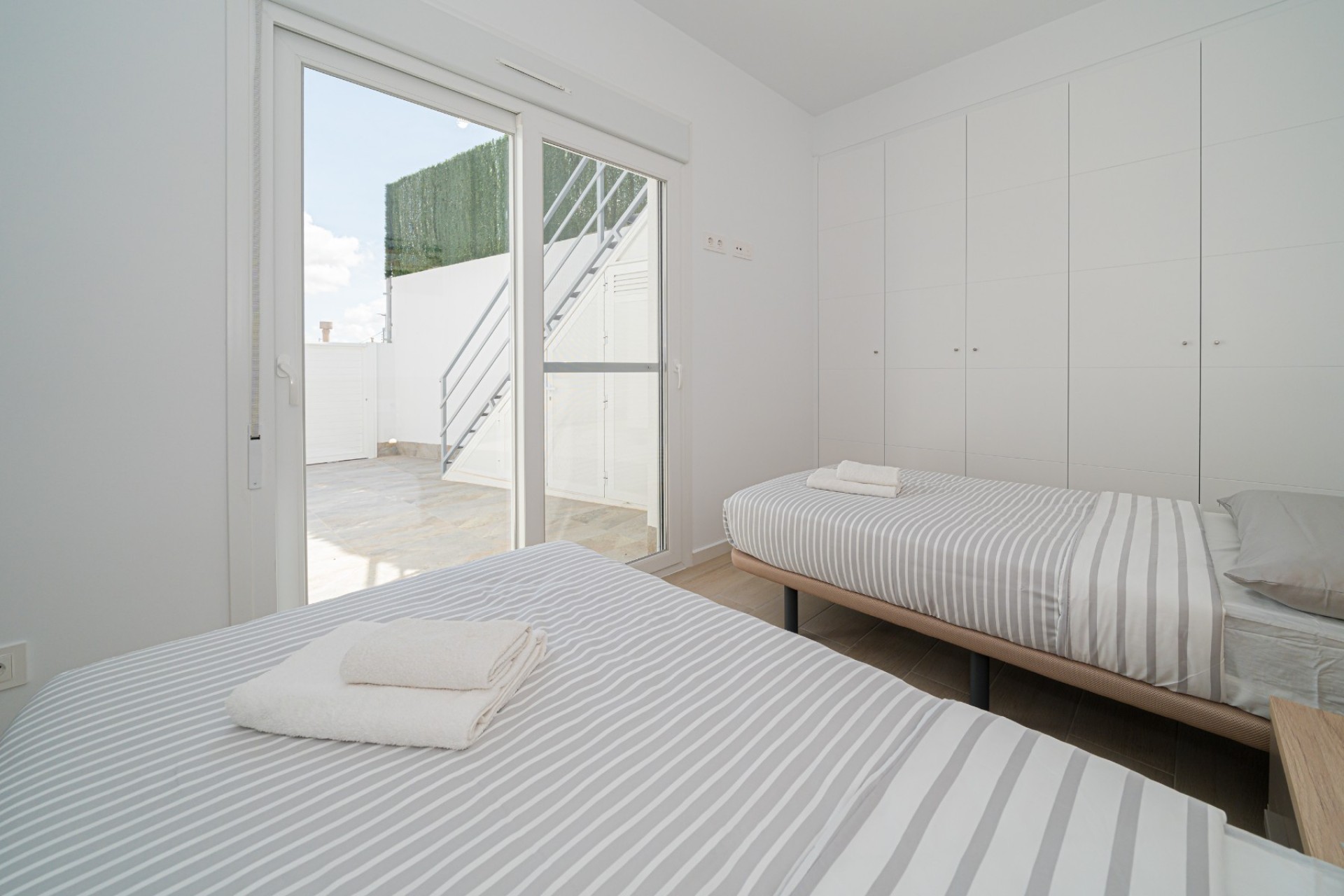 Reventa - Villa -
Avileses - Inland