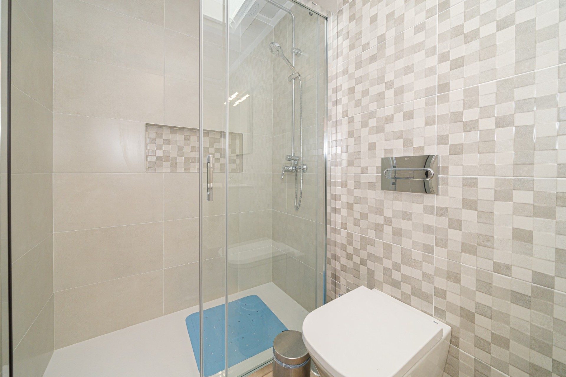 Reventa - Villa -
Avileses - Inland