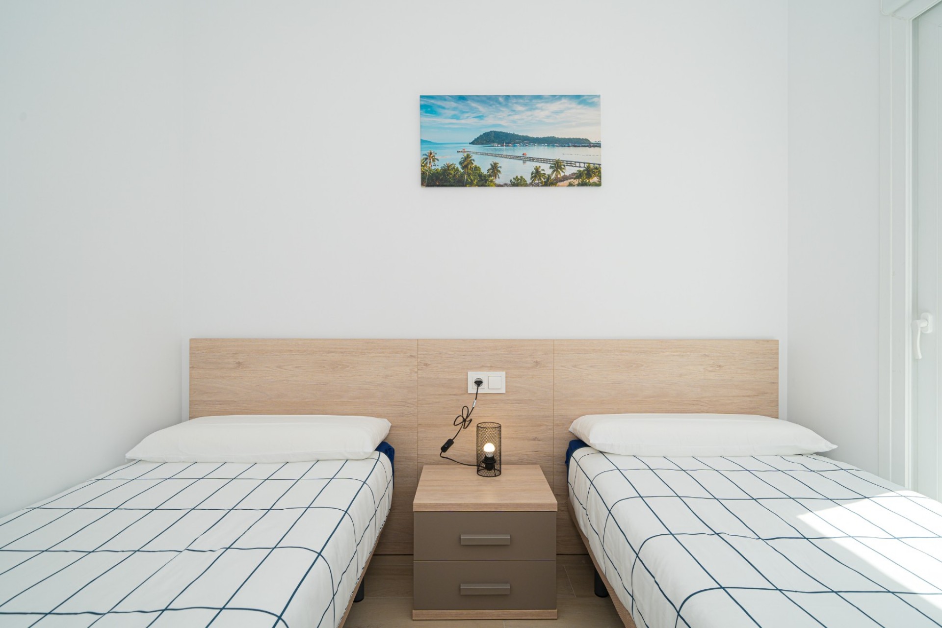 Reventa - Villa -
Avileses - Inland