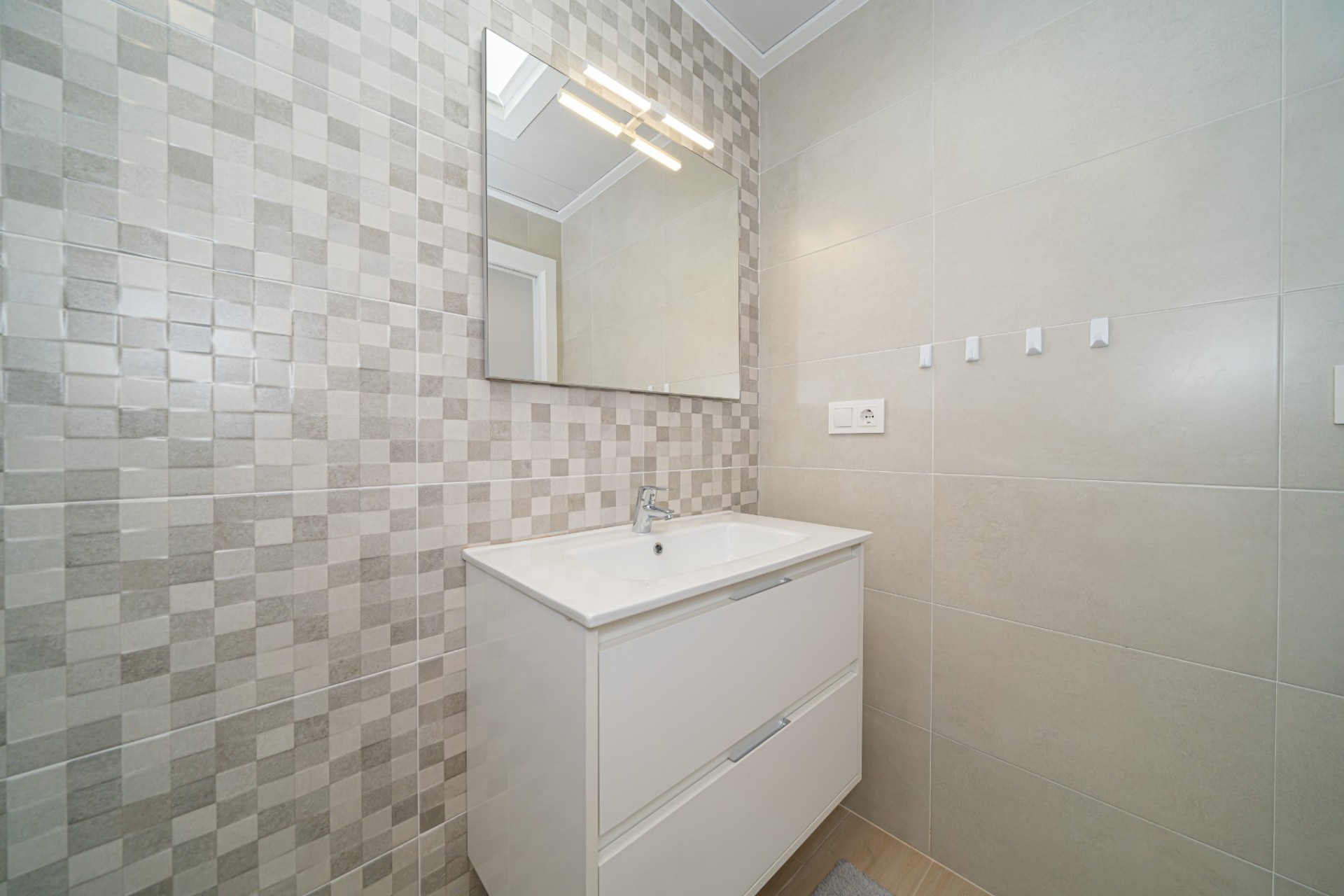 Reventa - Villa -
Avileses - Inland