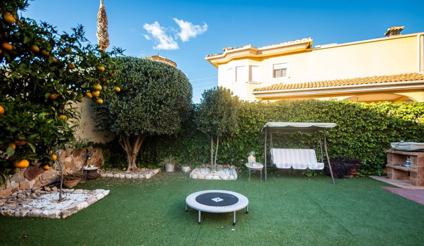 Reventa - Villa -
Benferri - Inland