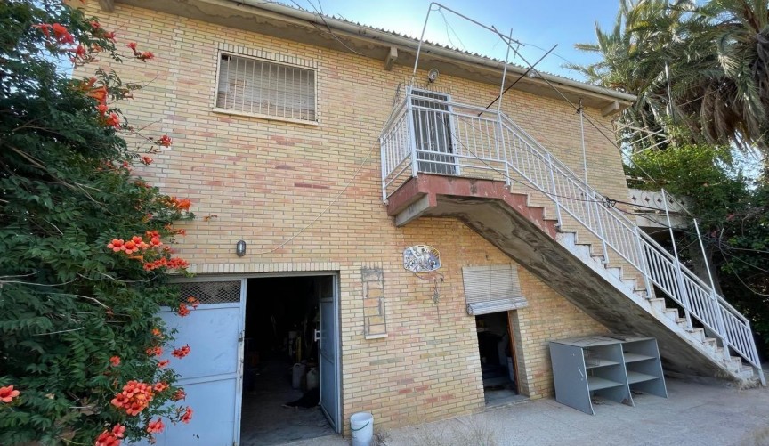 Reventa - Villa -
Benidorm - Salto Del Agua