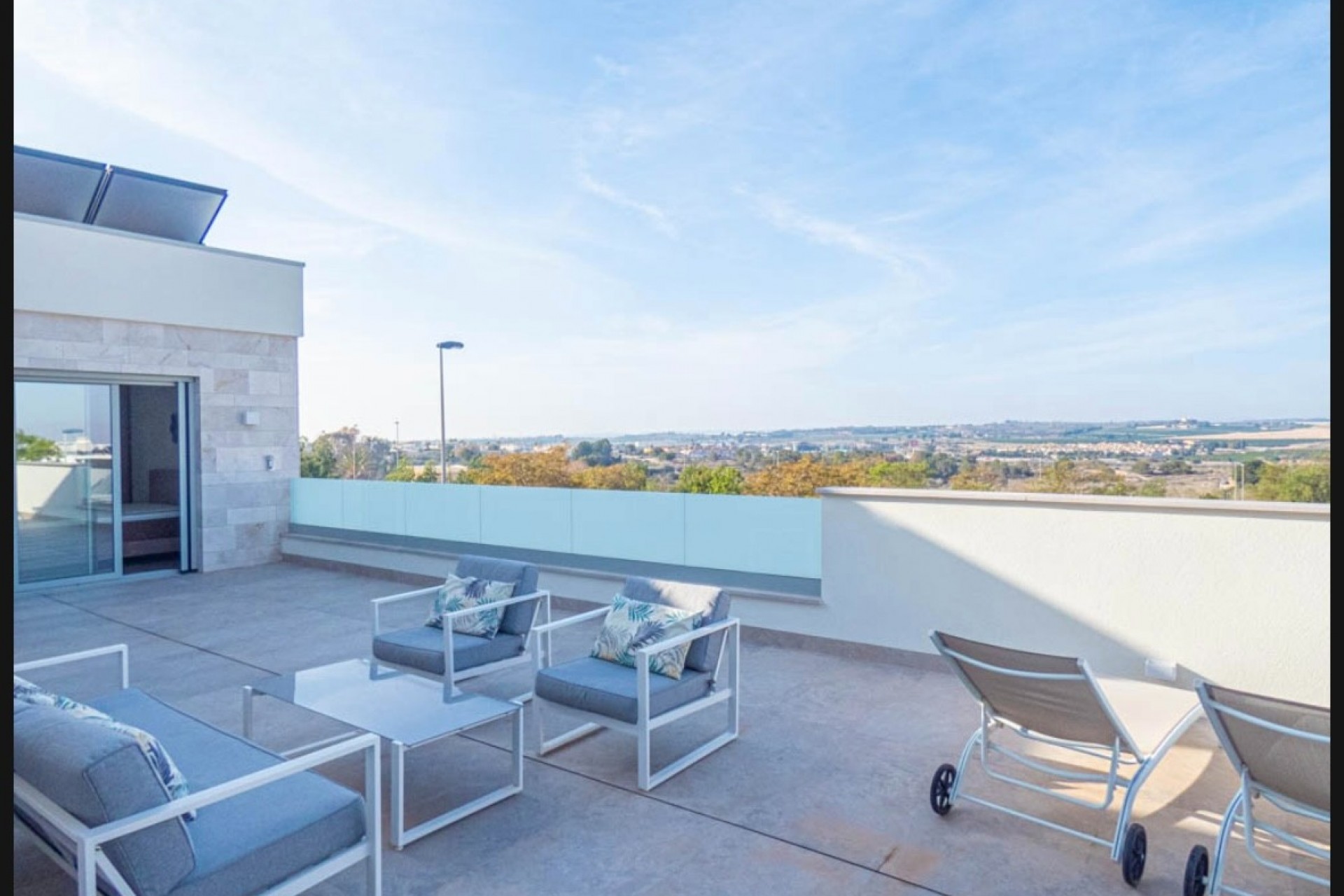 Reventa - Villa -
Benijofar - Costa Blanca