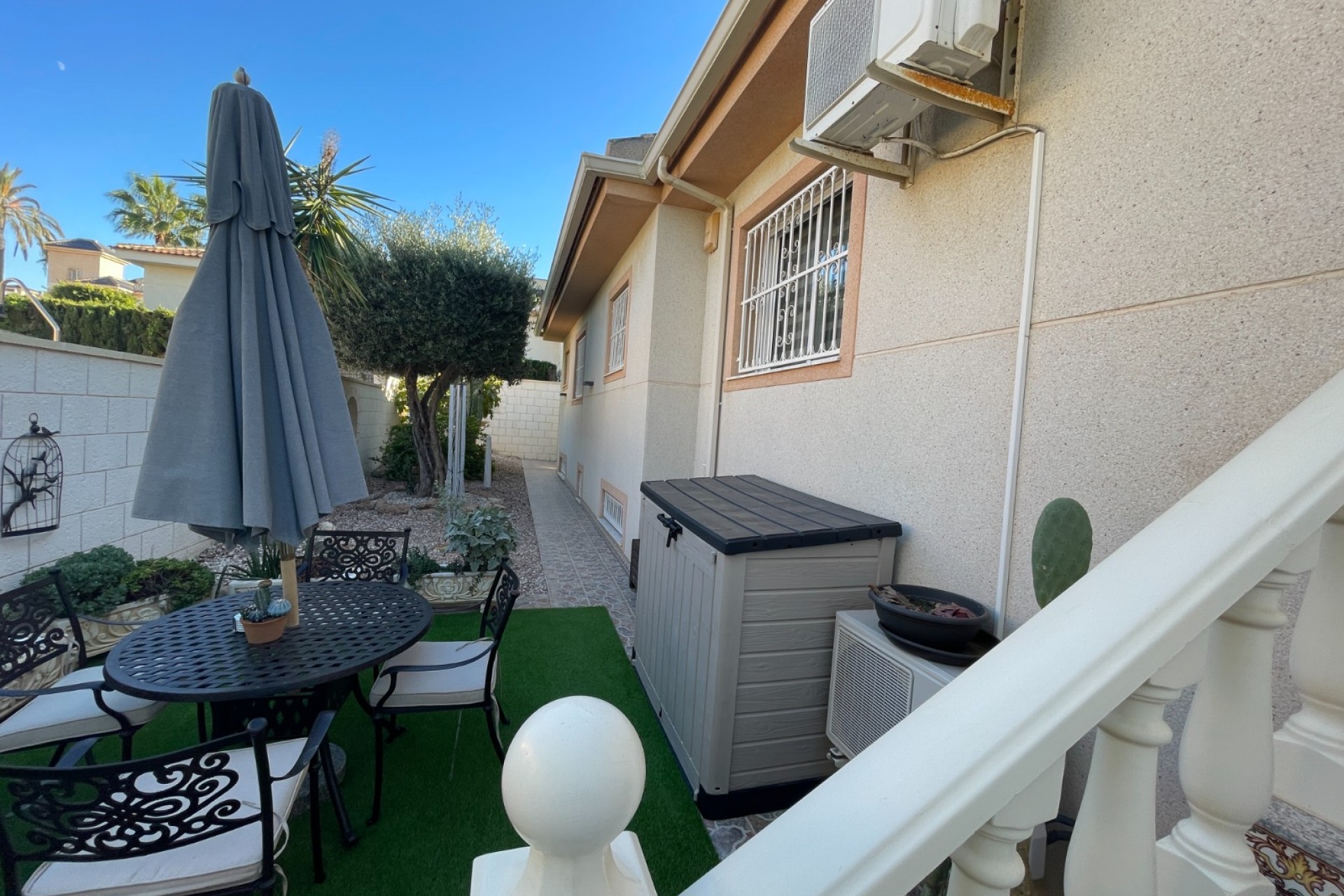 Reventa - Villa -
Benijofar - Costa Blanca