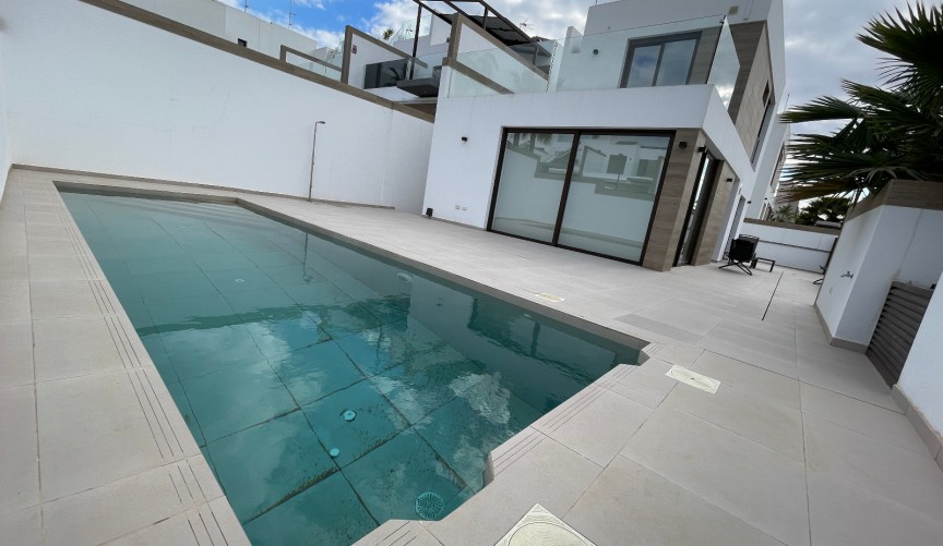 Reventa - Villa -
Benijofar - Costa Blanca