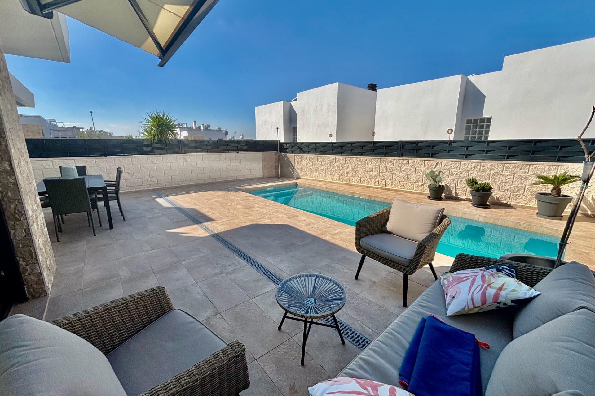 Reventa - Villa -
Benijofar - Pueblo 4