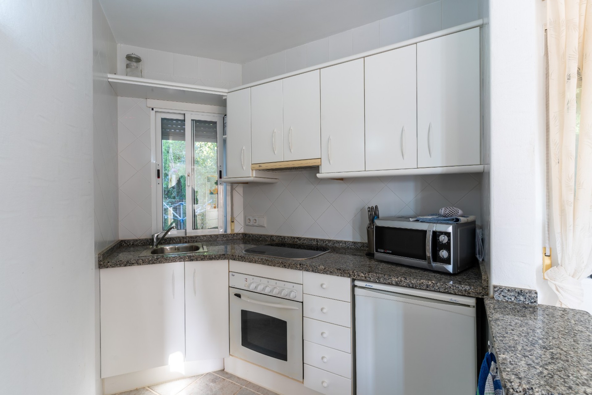 Reventa - Villa -
Busot - Costa Blanca