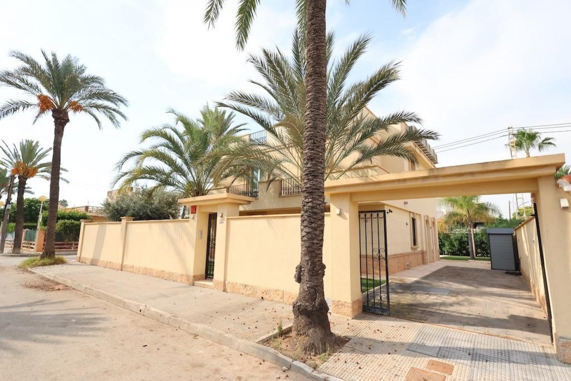 Reventa - Villa -
Cabo Roig - Costa Blanca