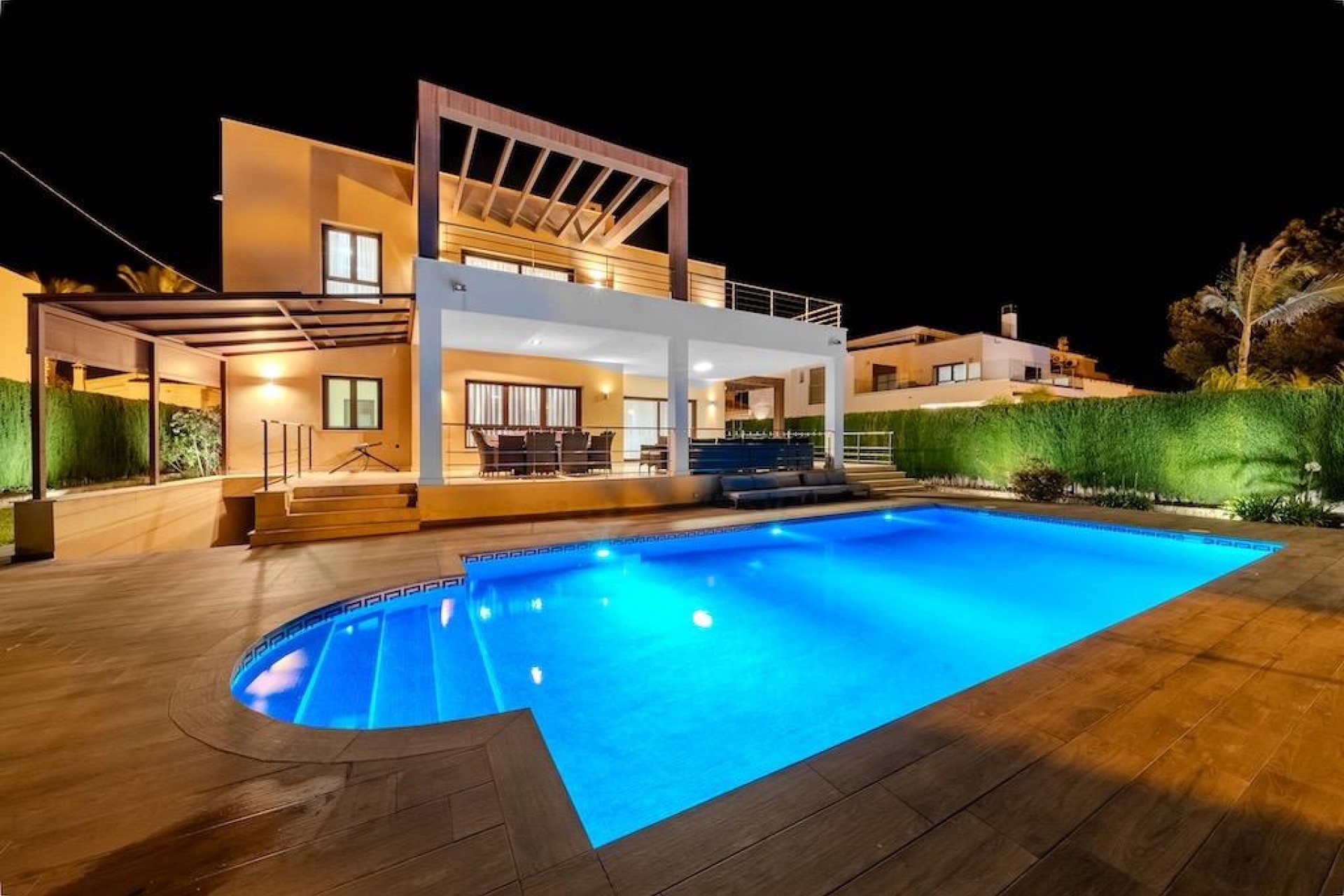 Reventa - Villa -
Cabo Roig - Costa Blanca