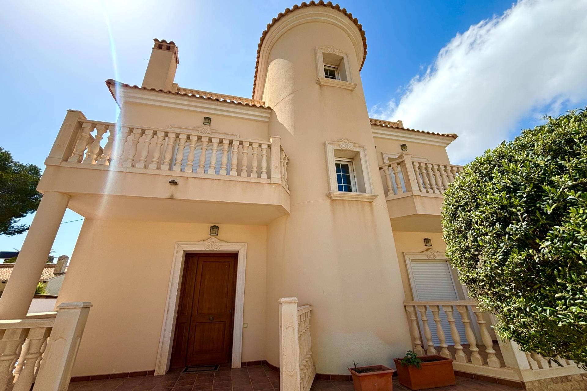Reventa - Villa -
Cabo Roig - Costa Blanca