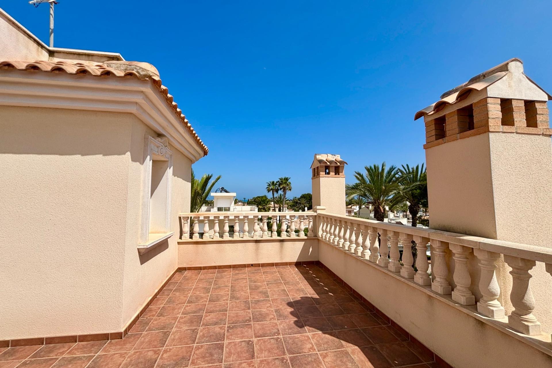 Reventa - Villa -
Cabo Roig - Costa Blanca
