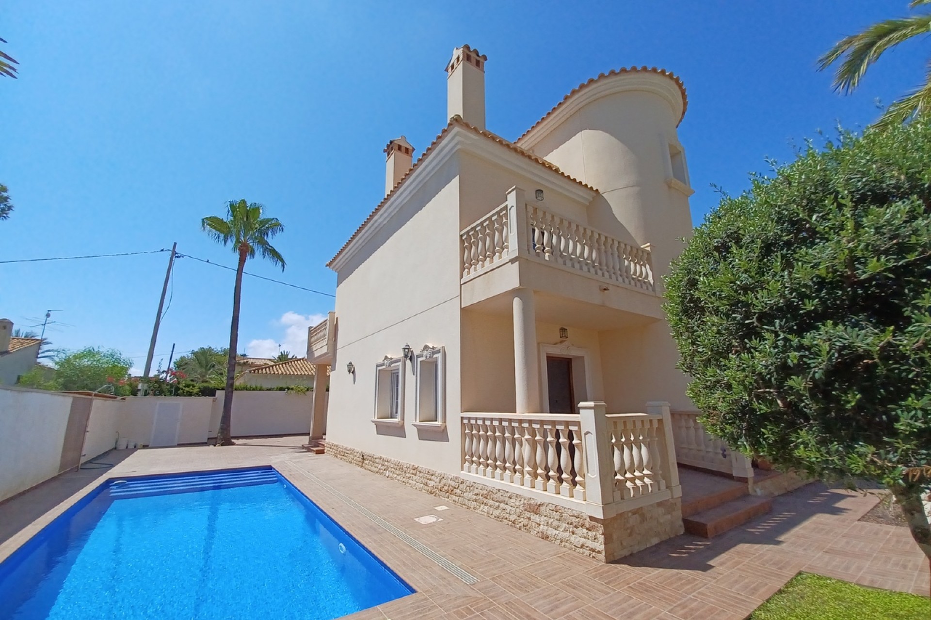 Reventa - Villa -
Cabo Roig - Costa Blanca