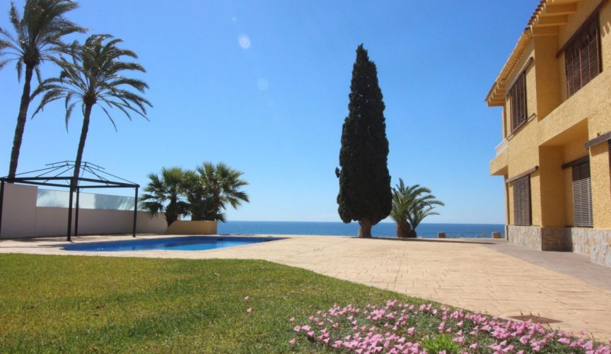 Reventa - Villa -
Cabo Roig - Costa Blanca