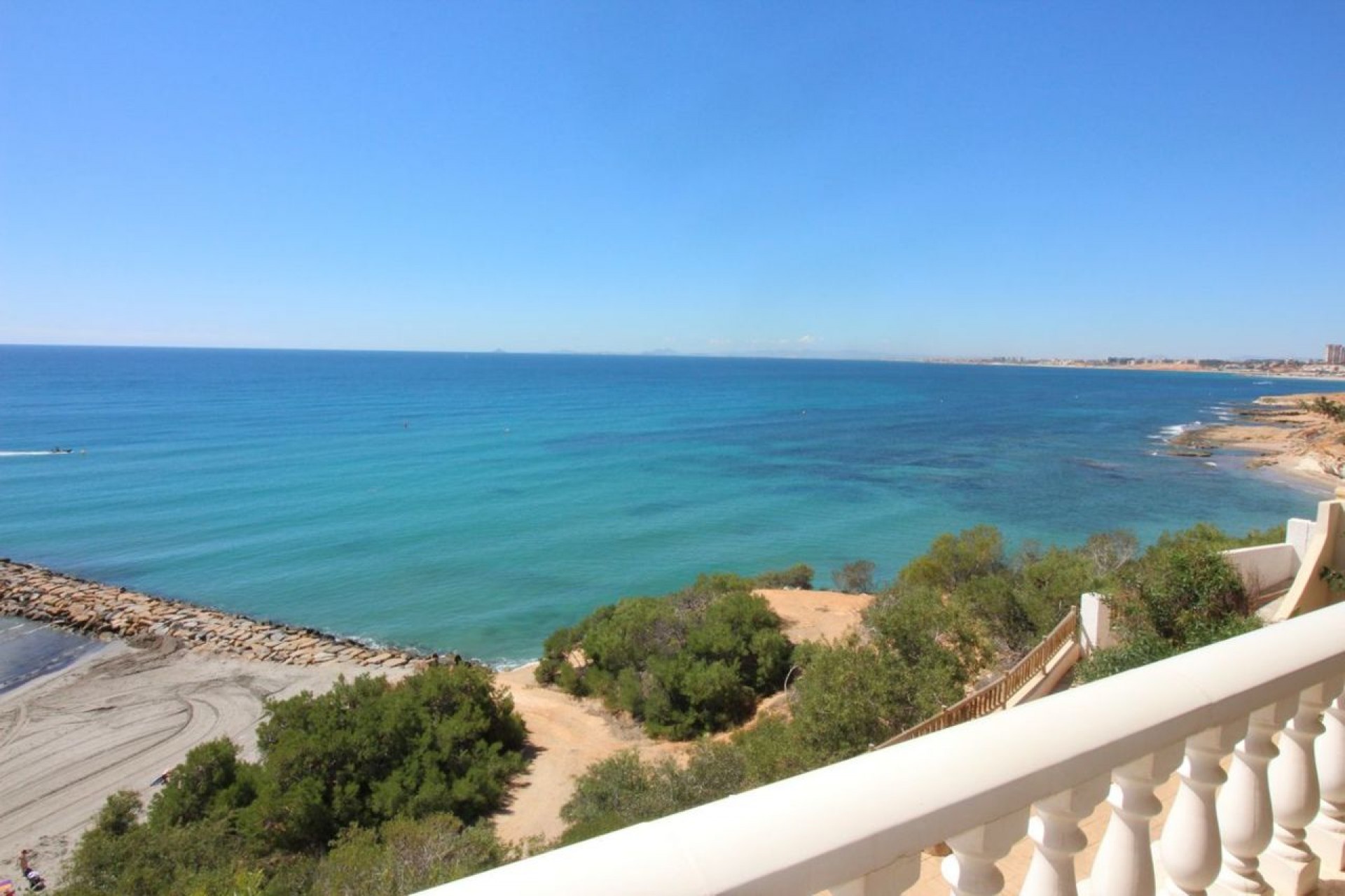 Reventa - Villa -
Cabo Roig - Costa Blanca