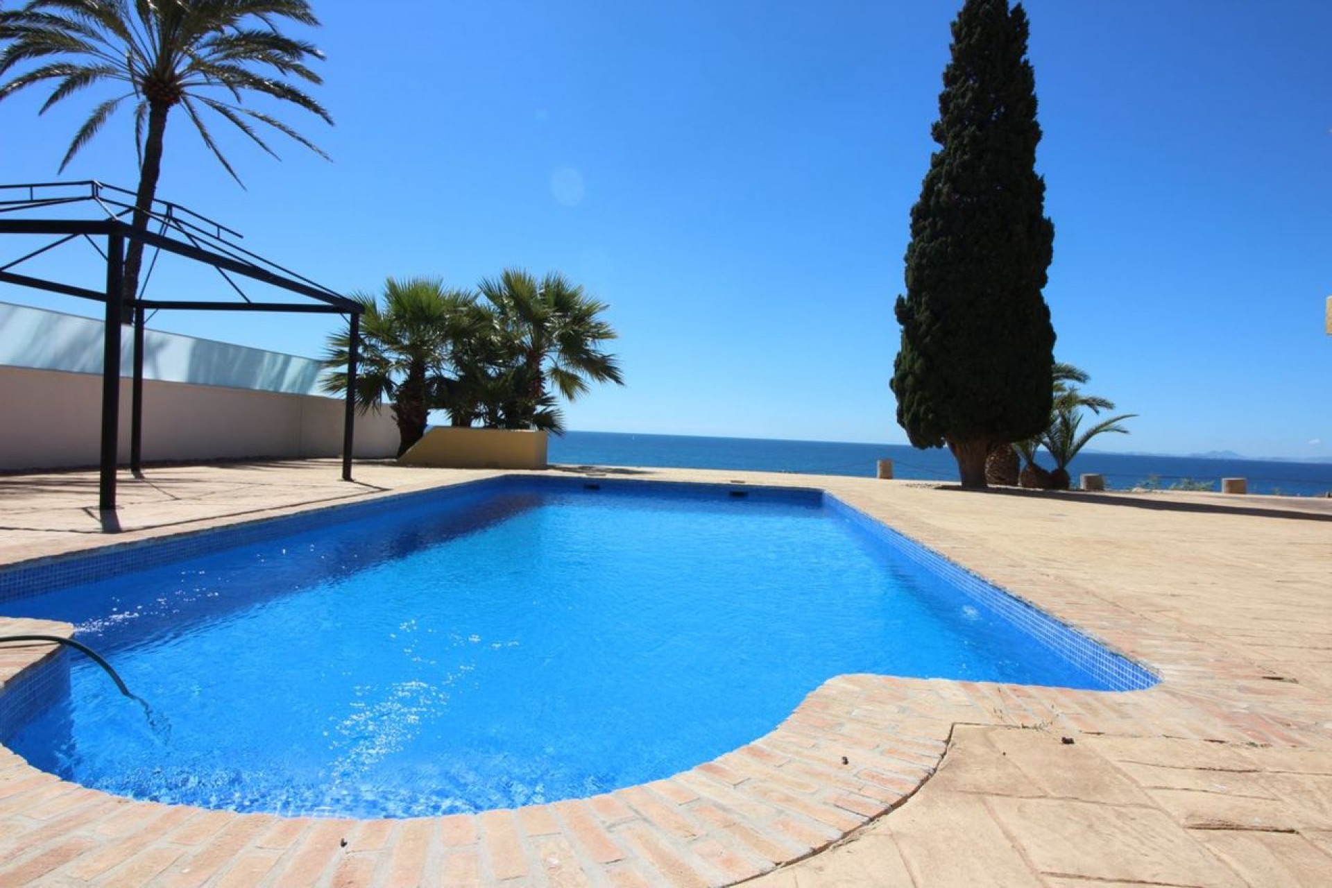Reventa - Villa -
Cabo Roig - Costa Blanca