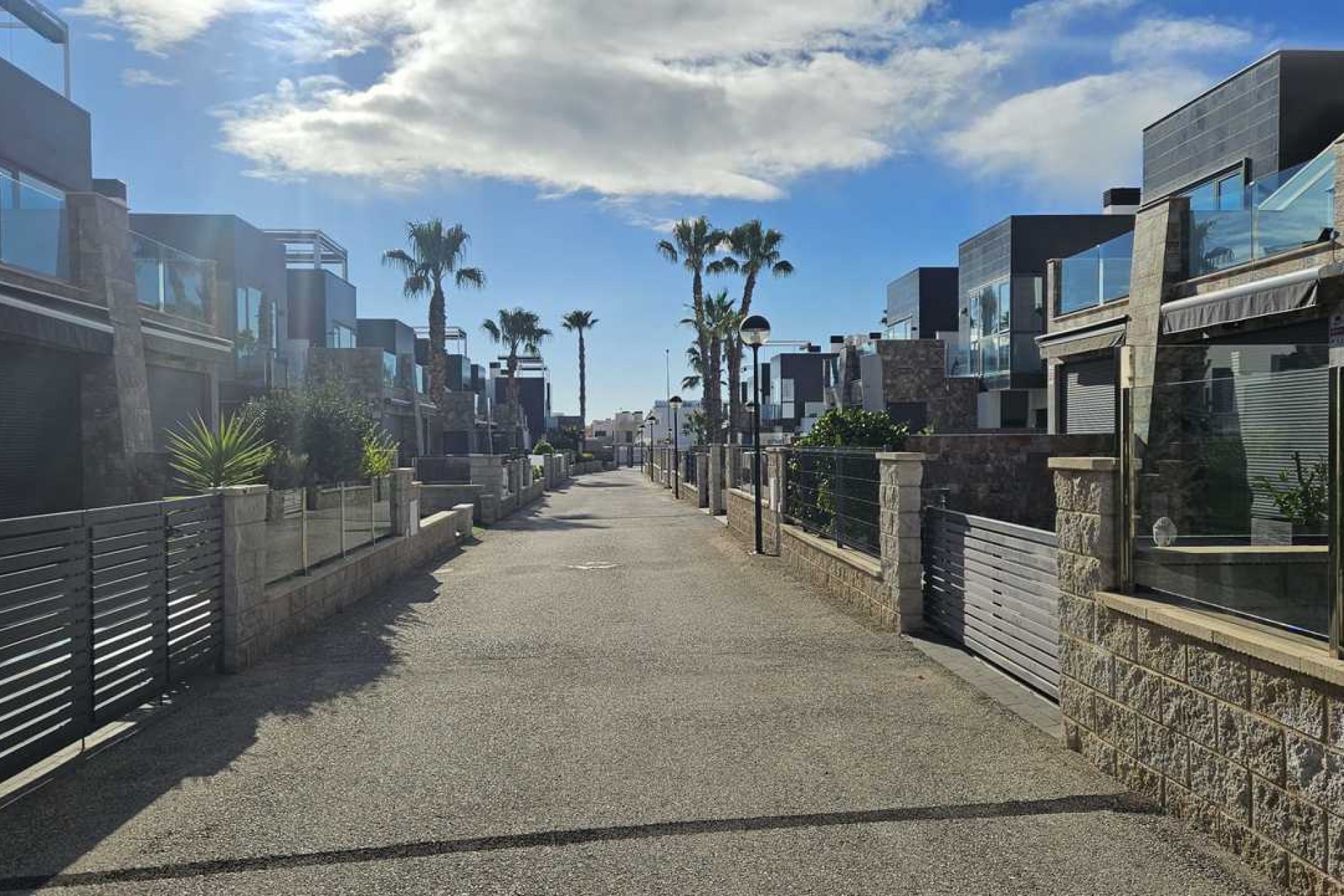 Reventa - Villa -
Cabo Roig - Costa Blanca