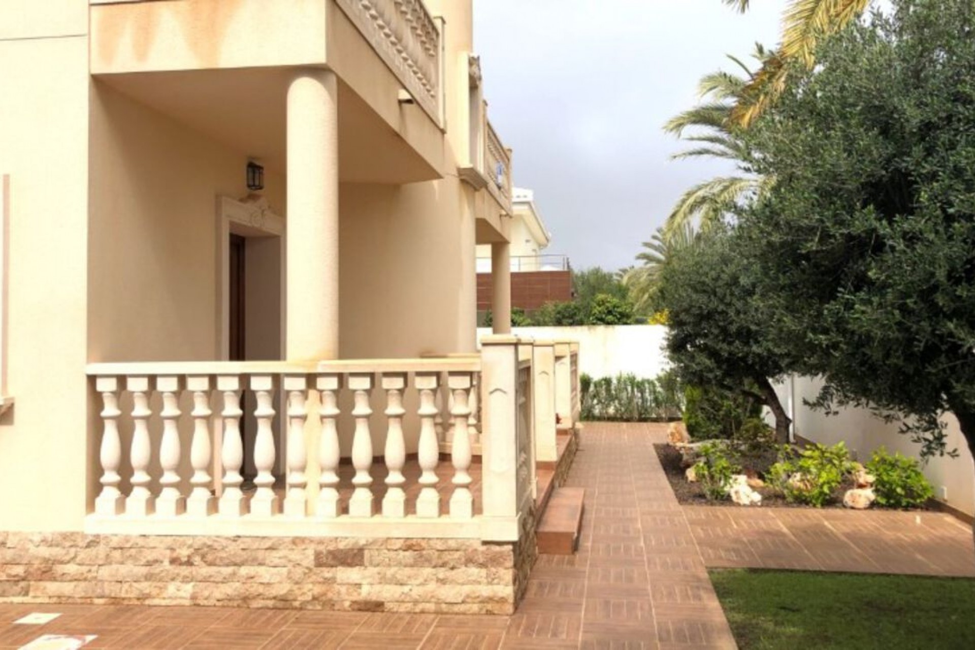 Reventa - Villa -
Cabo Roig - Costa Blanca