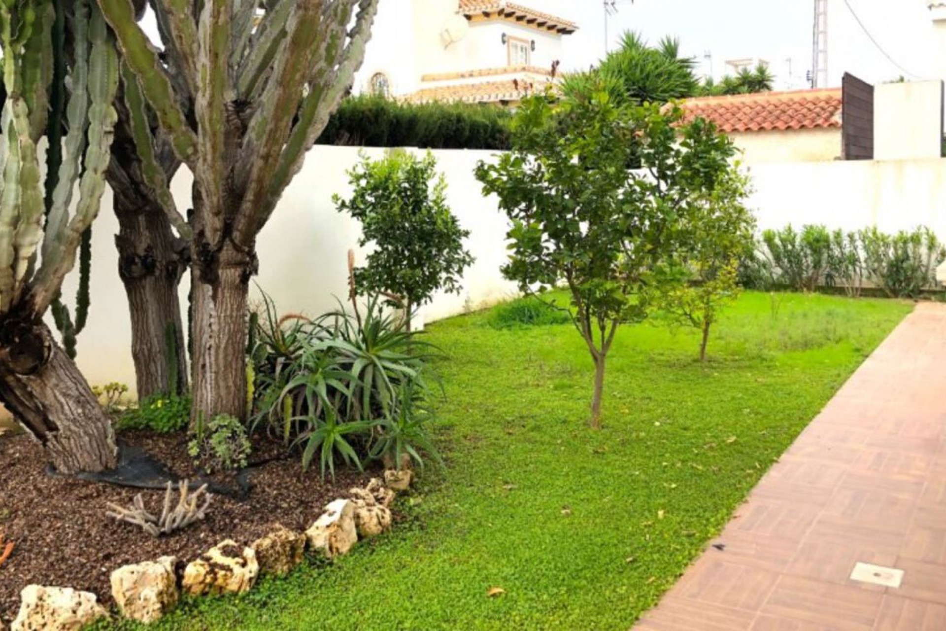 Reventa - Villa -
Cabo Roig - Costa Blanca