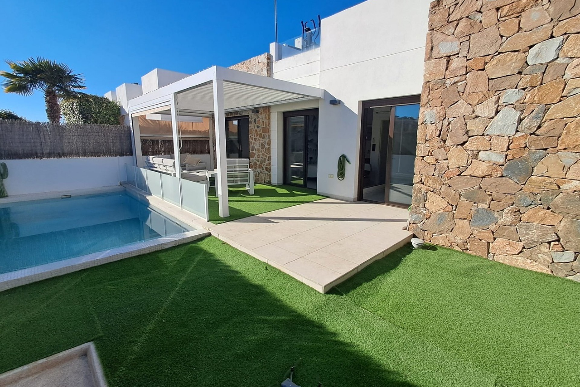 Reventa - Villa -
Cabo Roig - Costa Blanca
