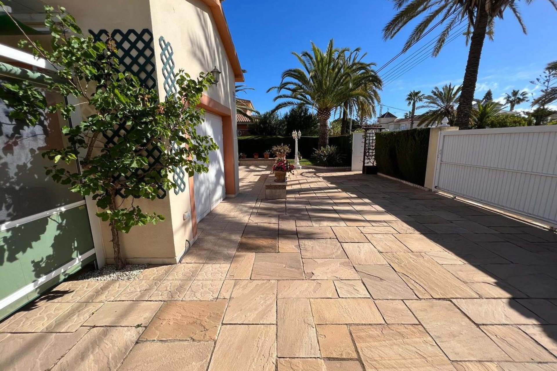 Reventa - Villa -
Cabo Roig - Costa Blanca