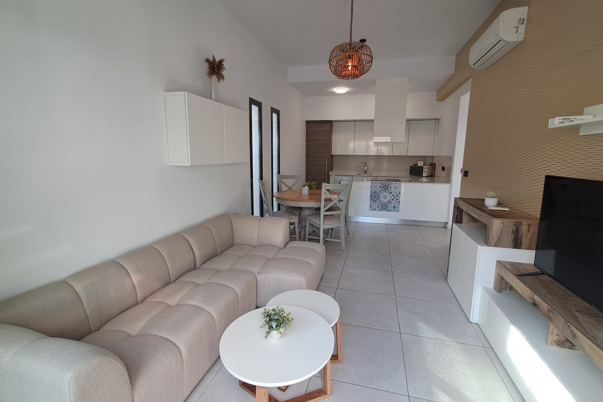 Reventa - Villa -
Cabo Roig - Costa Blanca