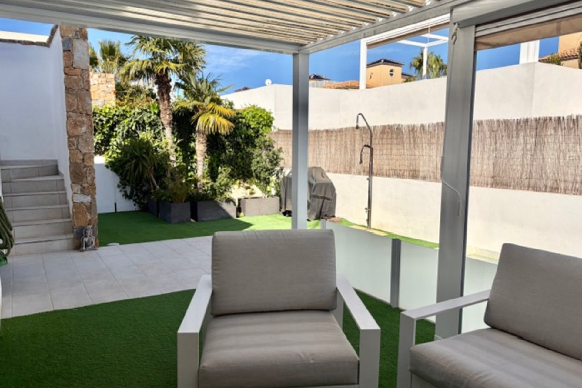 Reventa - Villa -
Cabo Roig - Costa Blanca