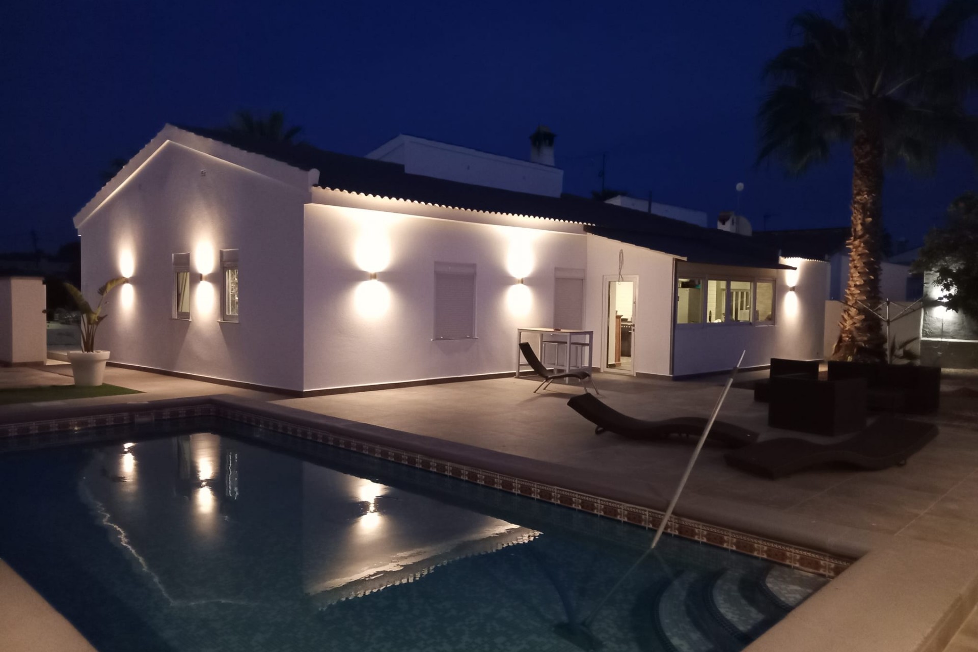Reventa - Villa -
Cabo Roig - Costa Blanca