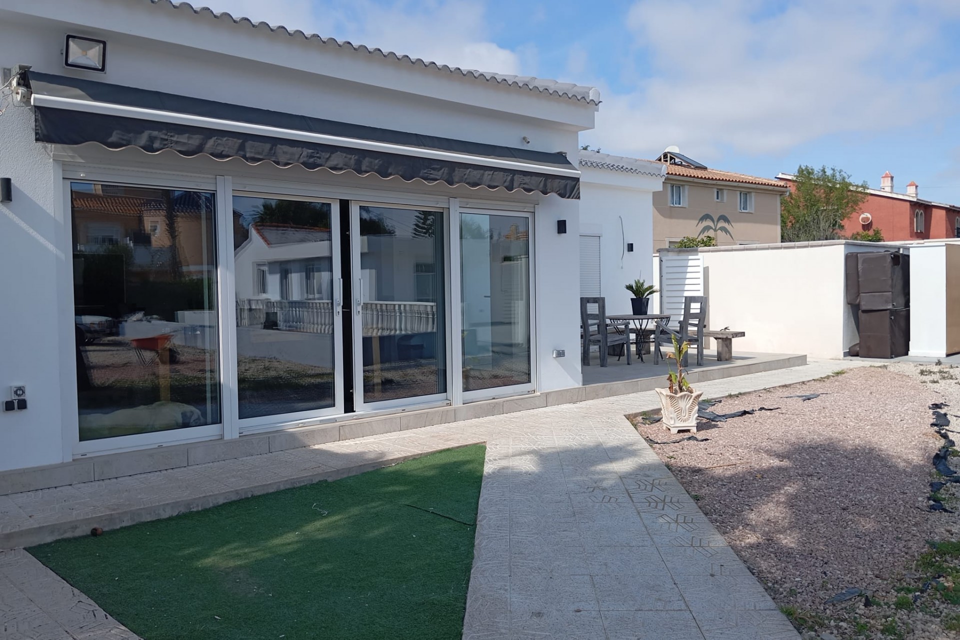 Reventa - Villa -
Cabo Roig - Costa Blanca