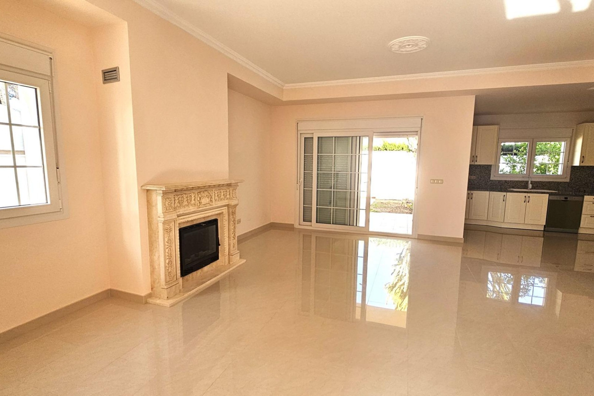 Reventa - Villa -
Cabo Roig - La Caleta