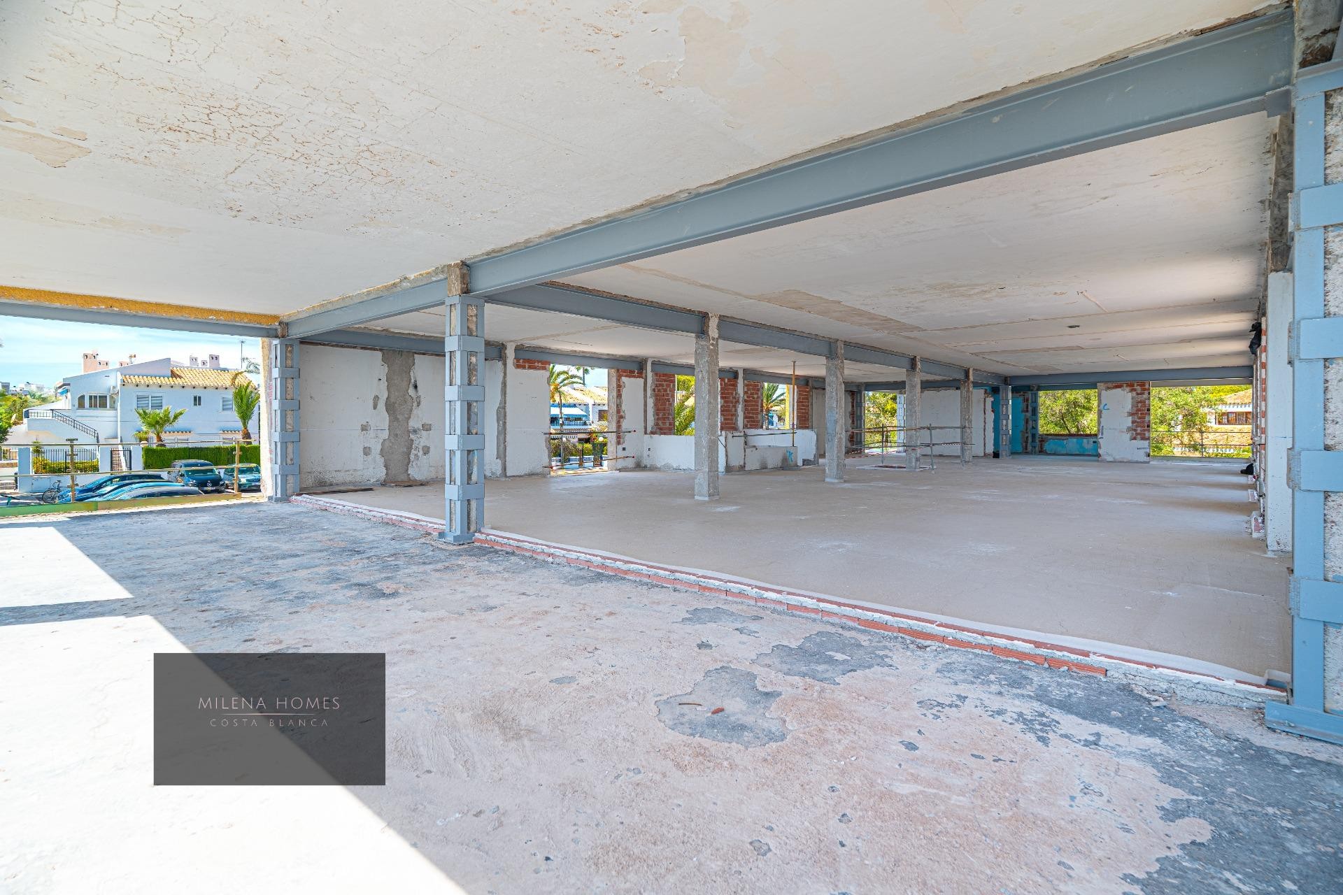 Reventa - Villa -
Cabo Roig