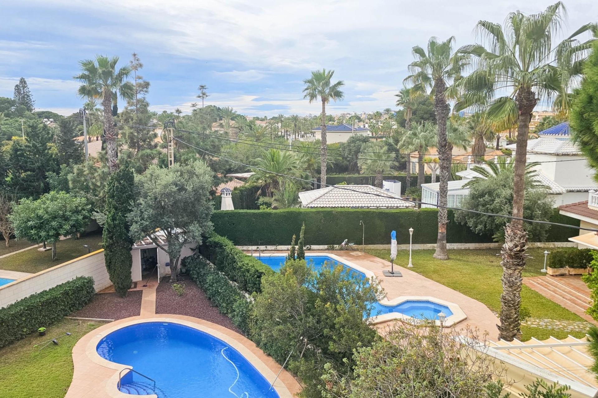Reventa - Villa -
Cabo Roig