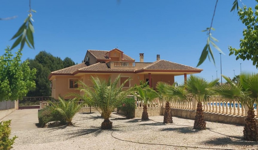 Reventa - Villa -
Calasparra - Inland