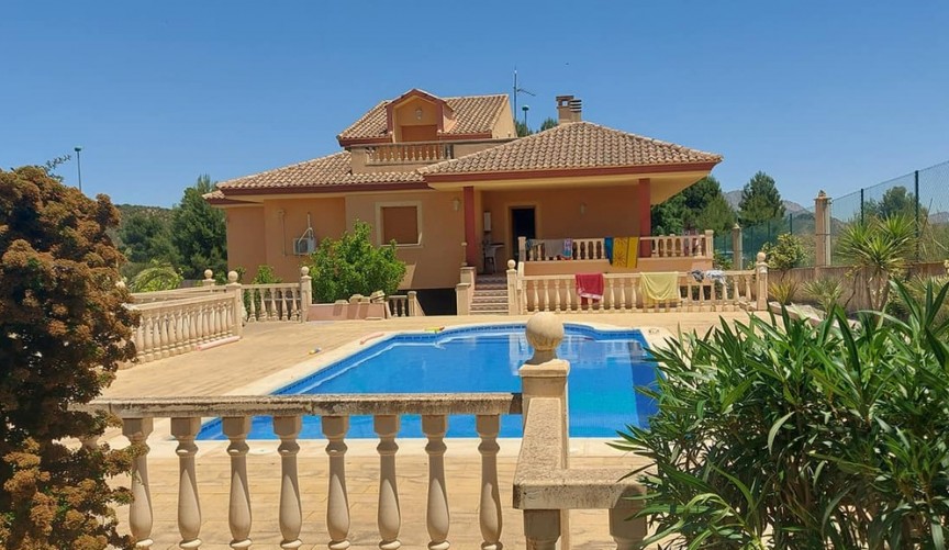 Reventa - Villa -
Calasparra - Inland