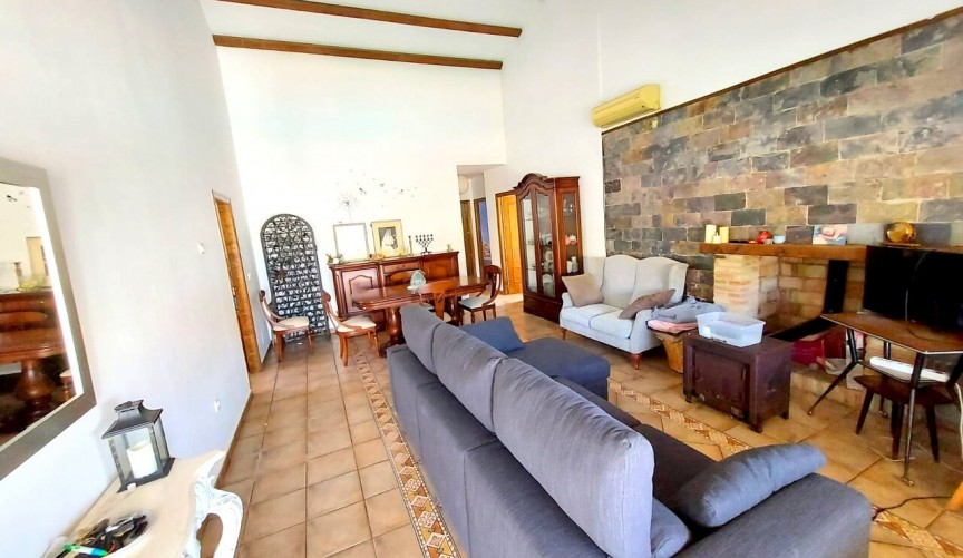 Reventa - Villa -
Calasparra - Inland