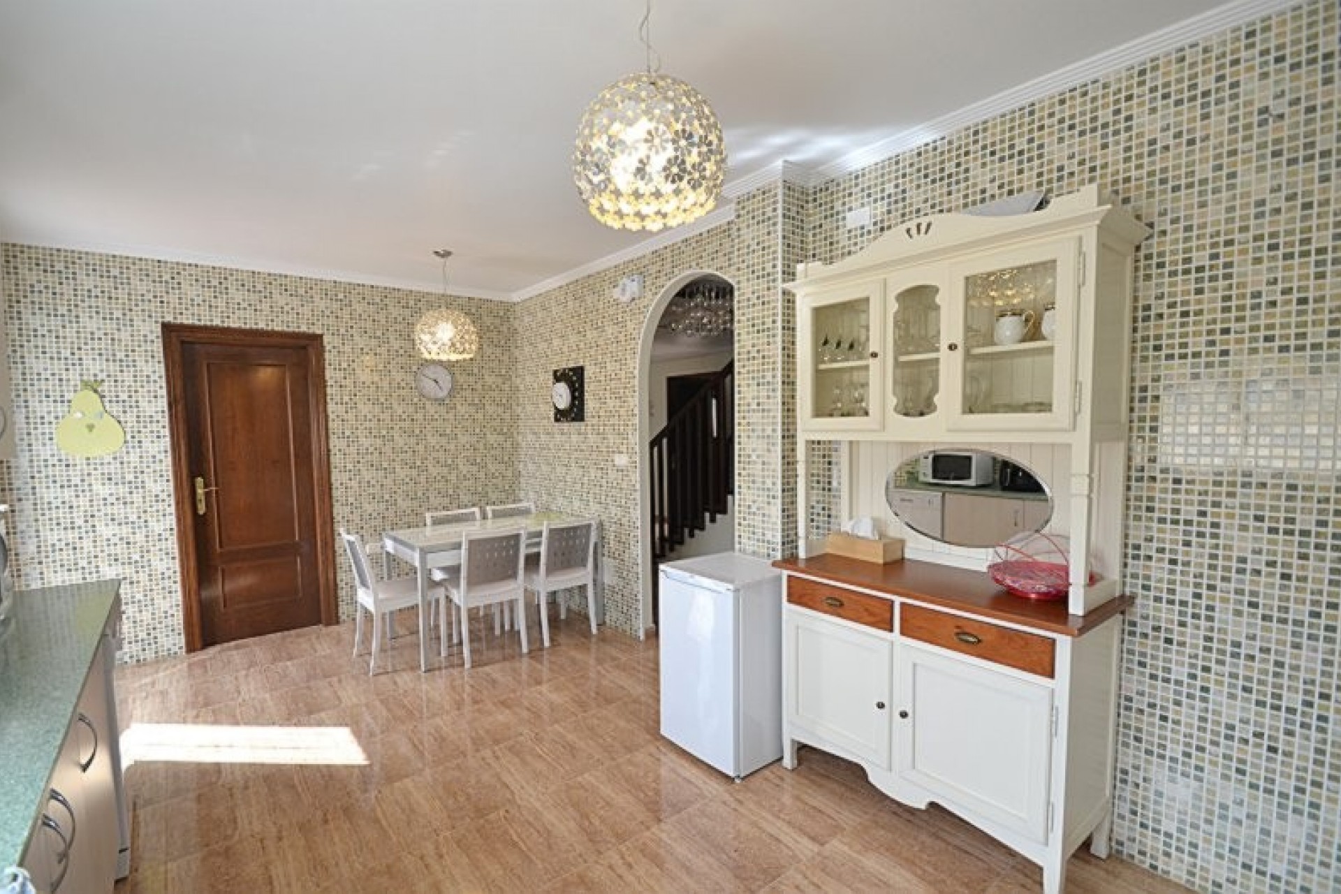 Reventa - Villa -
Campos del Río - Inland