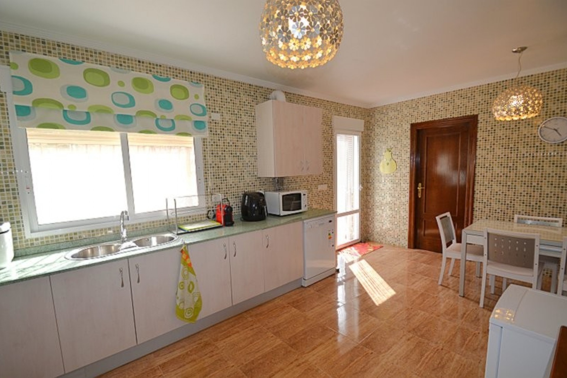 Reventa - Villa -
Campos del Río - Inland