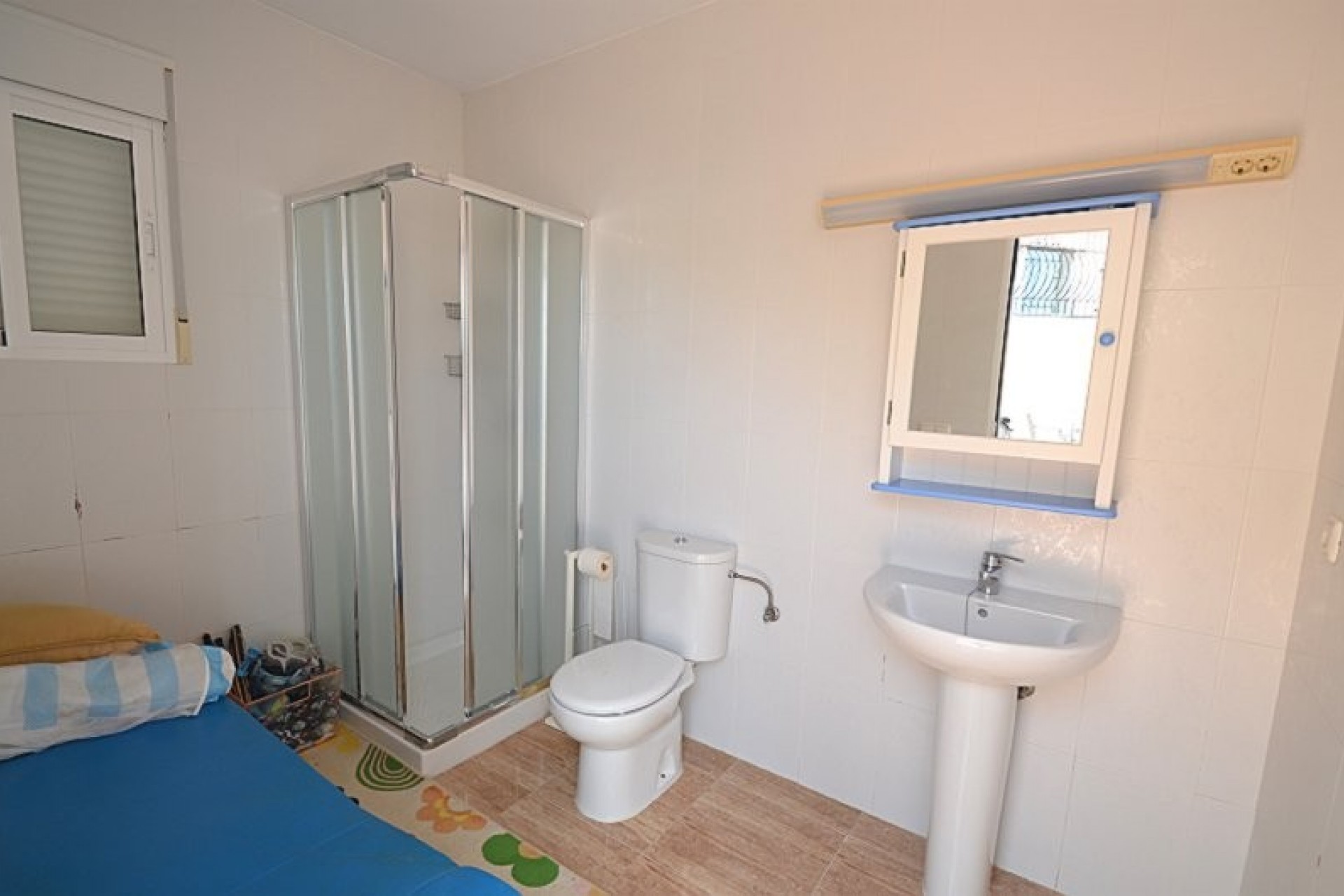 Reventa - Villa -
Campos del Río - Inland