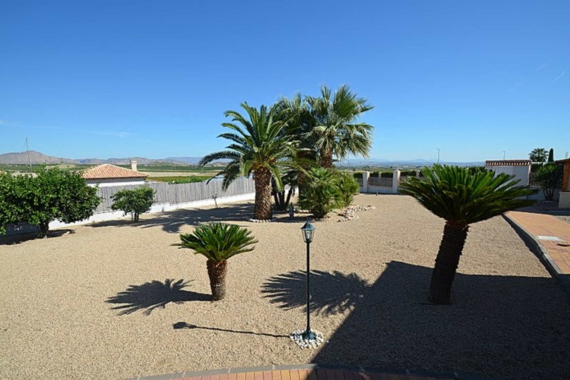 Reventa - Villa -
Campos del Río - Inland