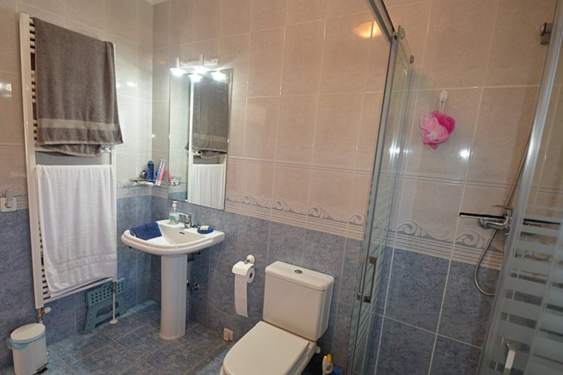 Reventa - Villa -
Campos del Río - Inland