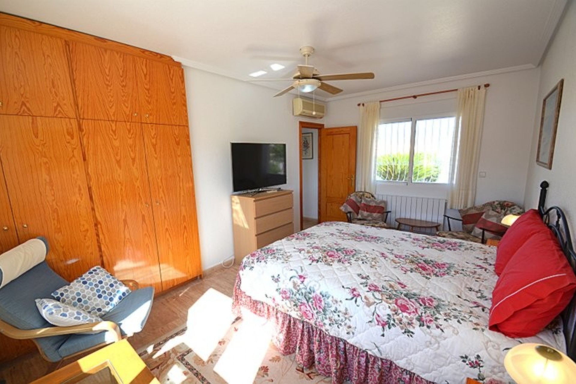Reventa - Villa -
Campos del Río - Inland