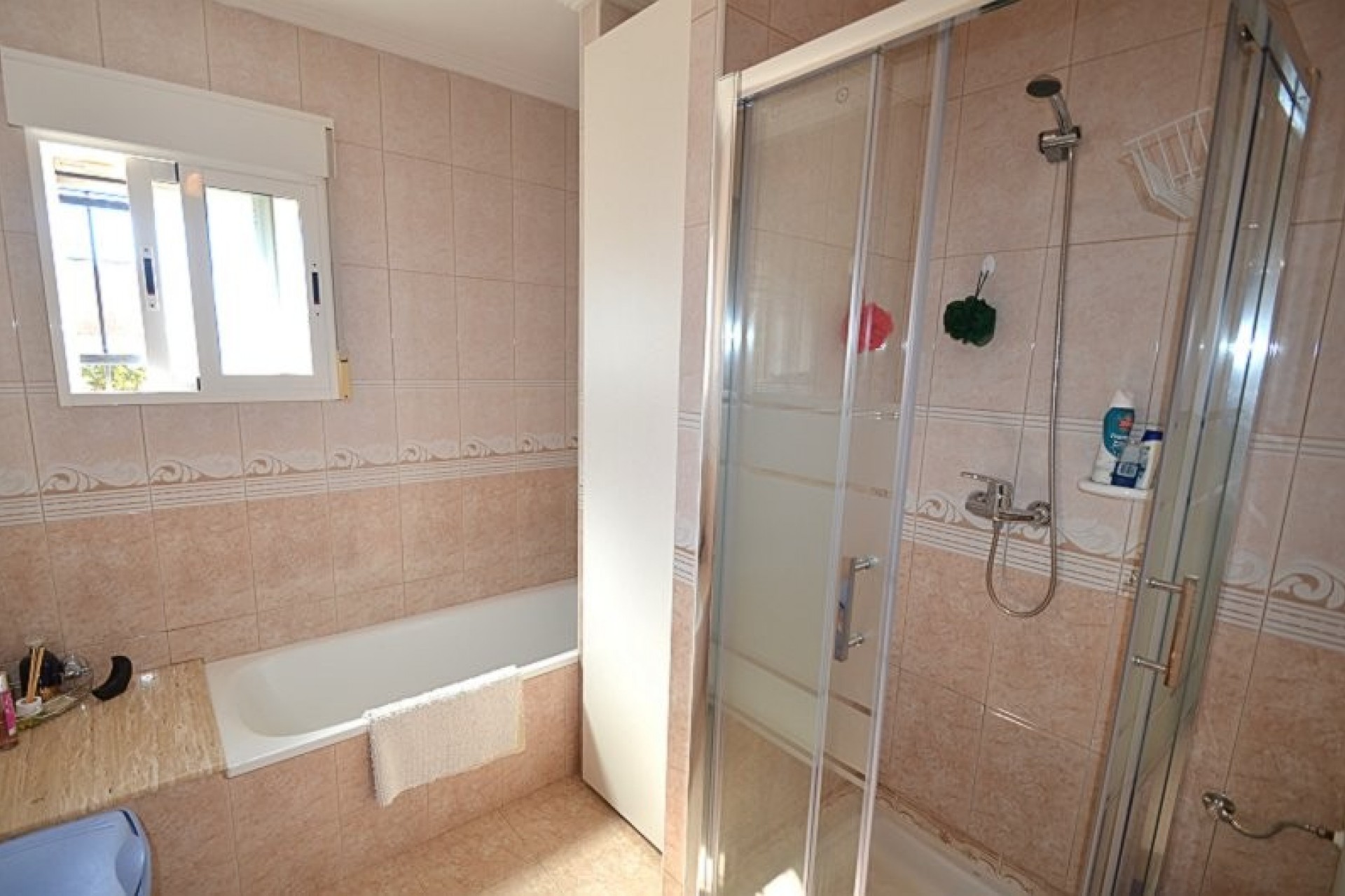 Reventa - Villa -
Campos del Río - Inland