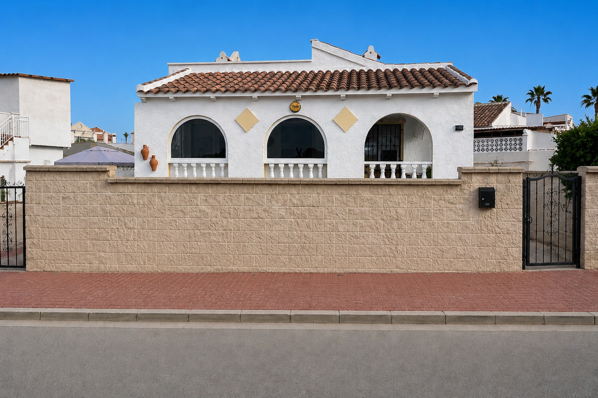 Reventa - Villa -
Camposol - Inland