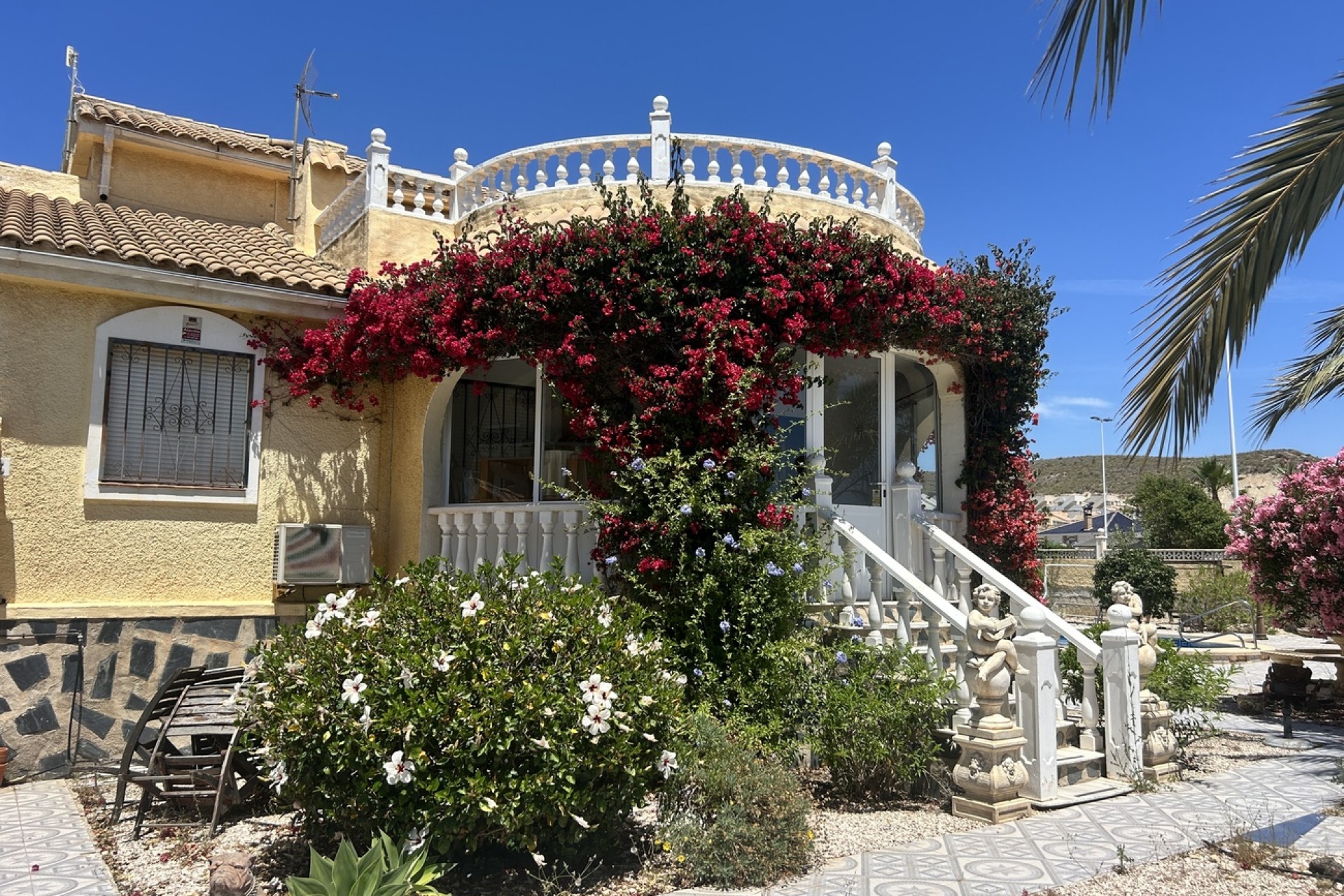 Reventa - Villa -
Camposol - Inland