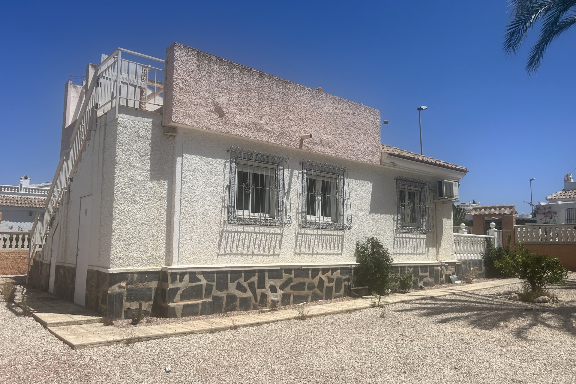 Reventa - Villa -
Camposol - Inland