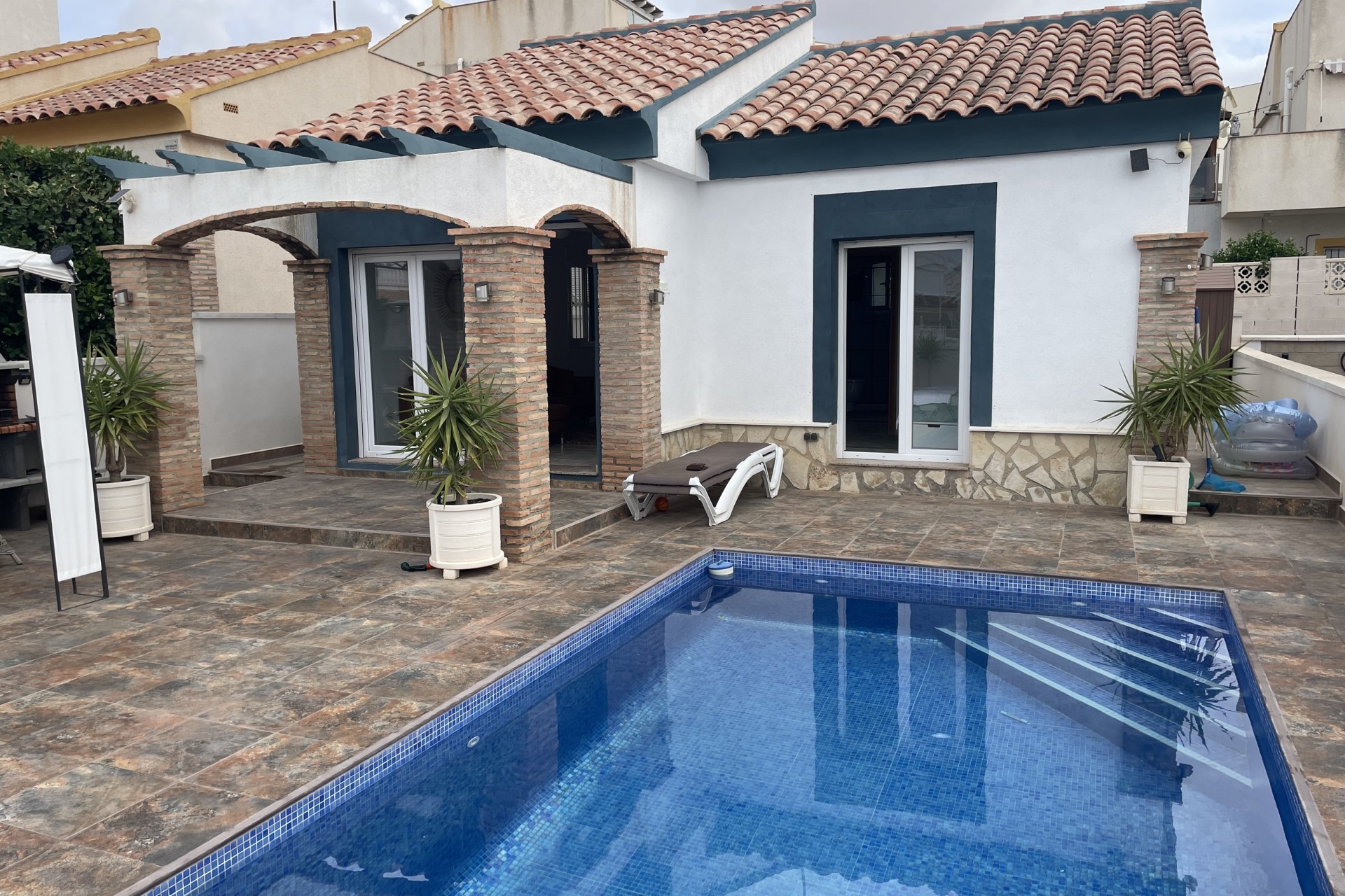 Reventa - Villa -
Camposol - Inland