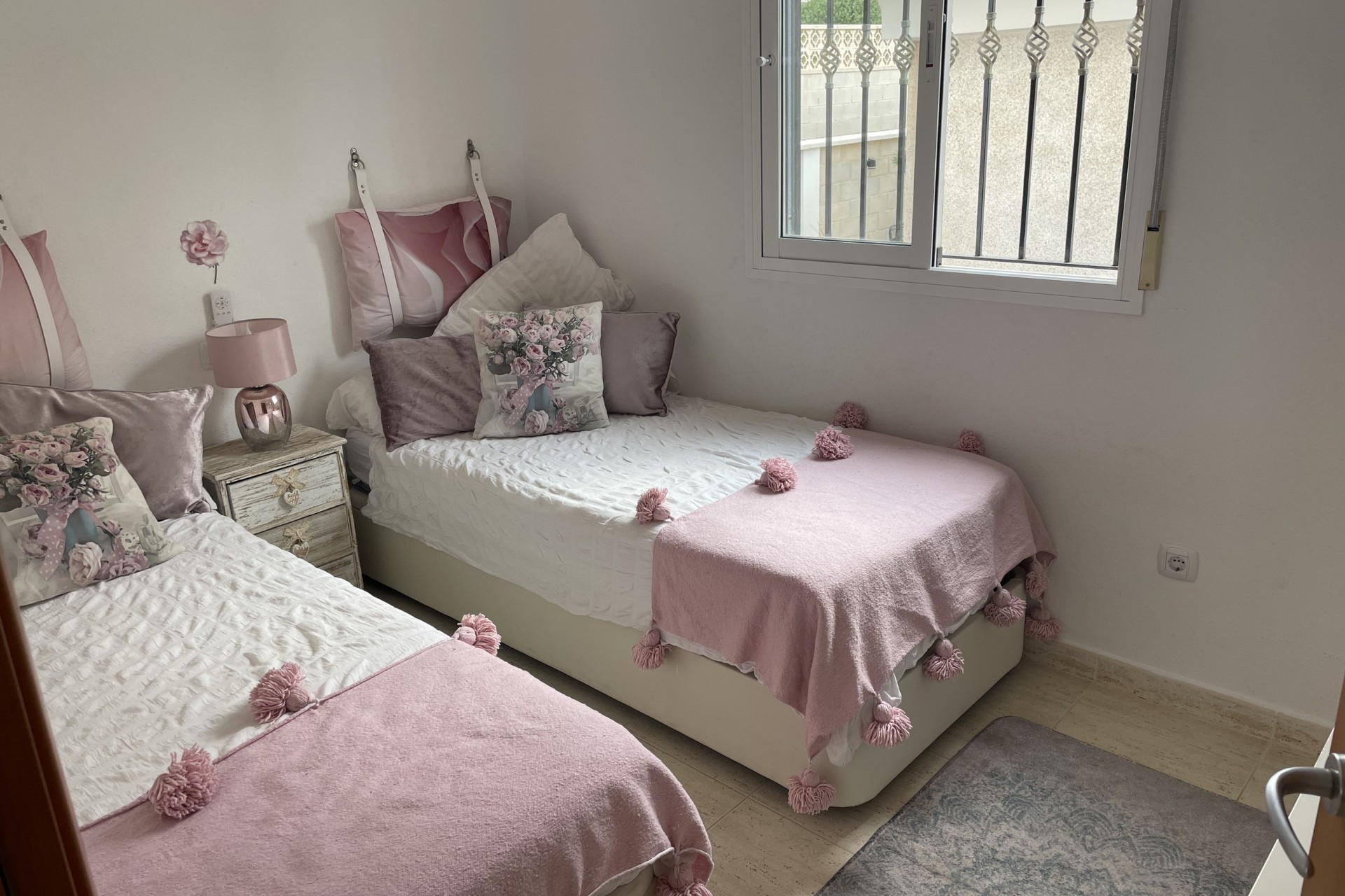 Reventa - Villa -
Camposol - Inland