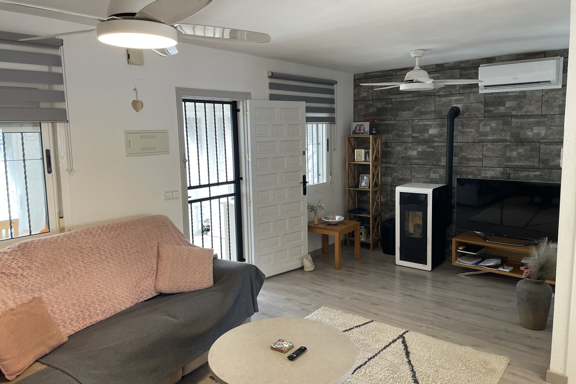 Reventa - Villa -
Camposol - Inland